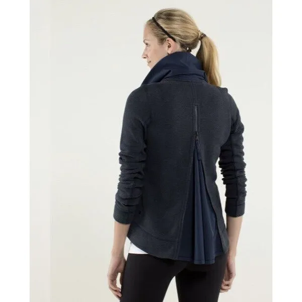 Lululemon Size‎ 6? Small Inkwell Navy Blue En Route Jacket Full Zip - Image 2
