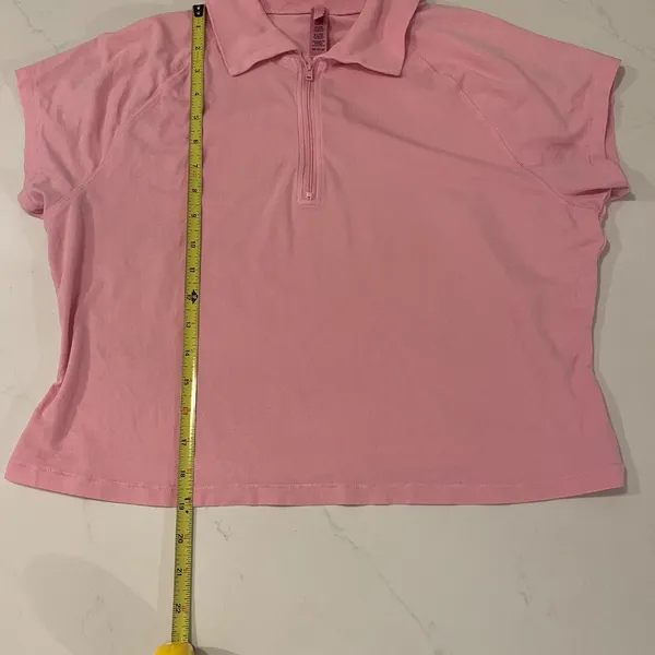 Skims 2X New Vintage Collared Cropped T-Shirt Color Pink - Image 7