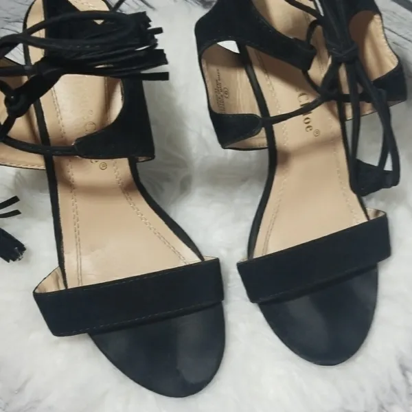 Chase + Chloe strappy fringe leather heels sz 6 - Image 3