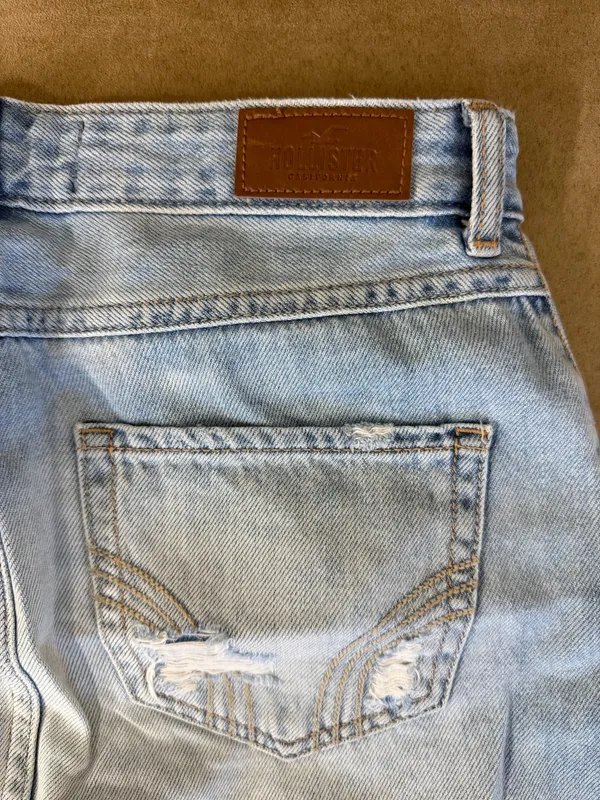 Hollister Distressed Denim Mini Skirt - Image 5