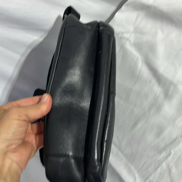 Leather backpack with 2 center zip pockets Black - Image 8