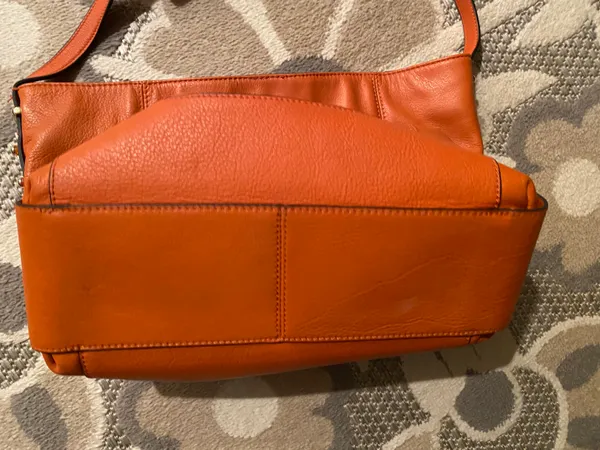 Vince Camuto Shoulder Bag - Image 2