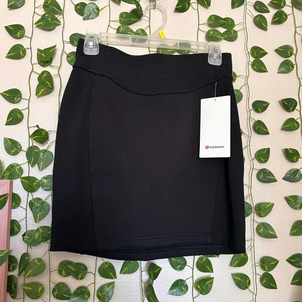 Lululemon scuba mini skirt xl women’s summer casual athletic new with tags - Image 2
