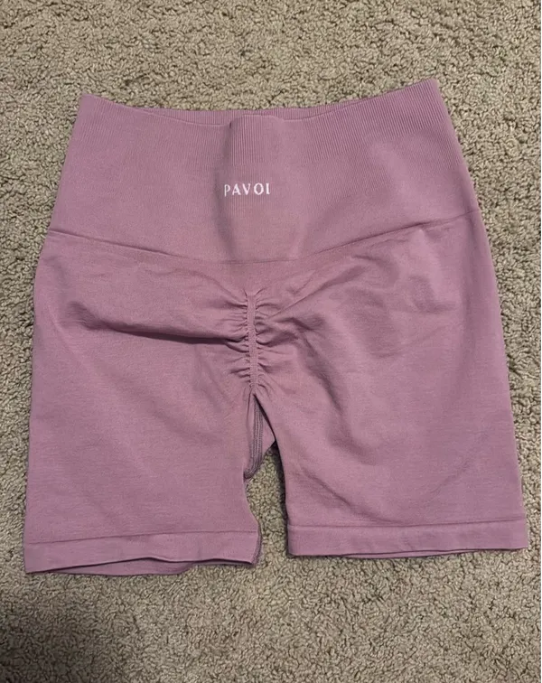 Pavoi workout shorts Pink - Image 2