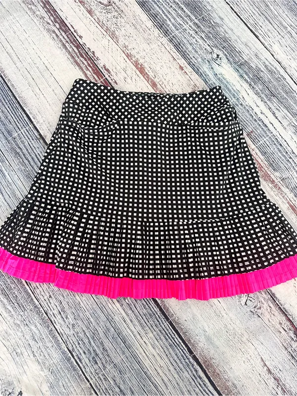 TAIL Teagan Gingham Pleated Flounce Hem Golf Skort Tennis Skirt Black White Pink - Image 2