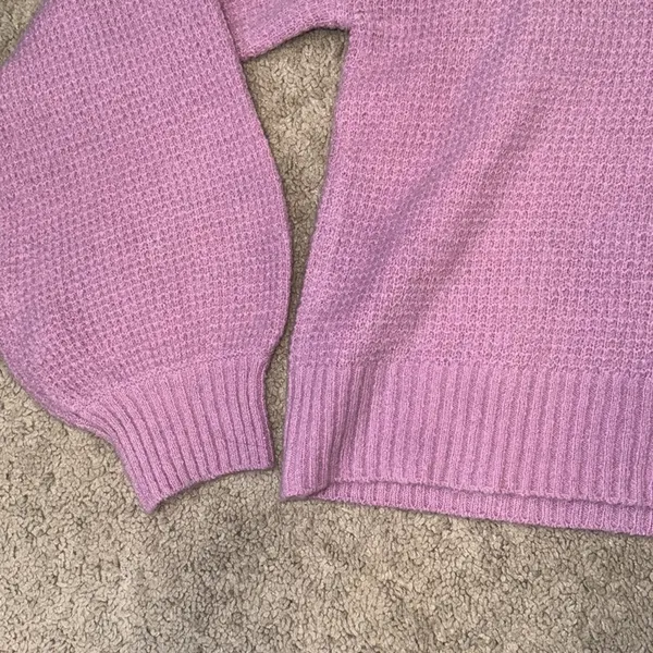 Anthropologie cropped oversized sweater - Image 3