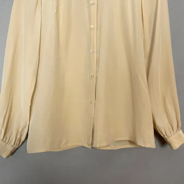 Vintage Nordstrom Silk‎ Blouse Cream Women Button-Up Long Sleeve Top Hong Kong - Image 4