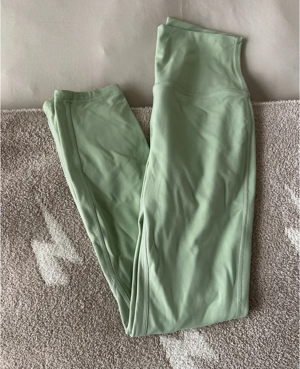 Green Lululemon Leggings Align 25" - Image 4