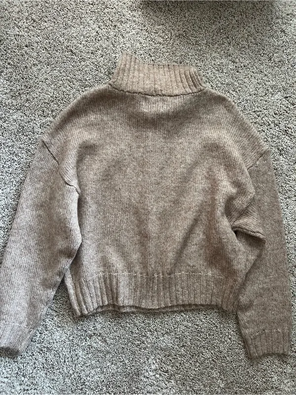American Eagle Outfitters Cropped Half-Zip Ribbed Mock Neck Sweater - Taupe - Image 7