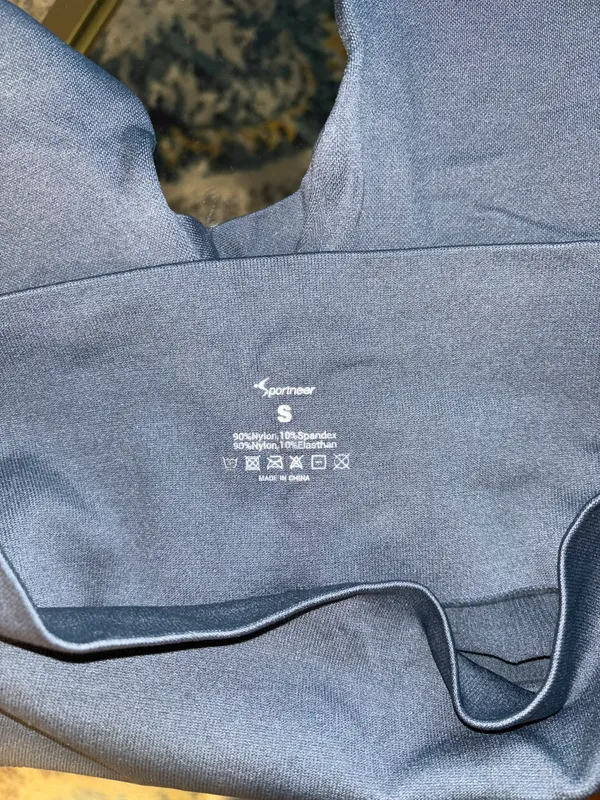 Amazon Workout Set - Image 5