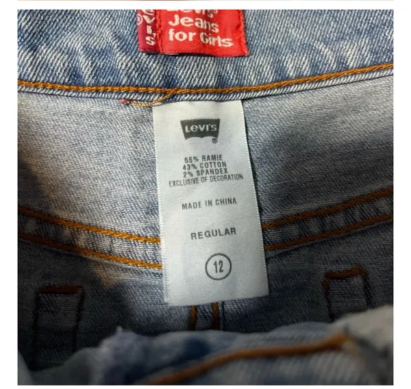 Levi's Mini Skirt - Image 3