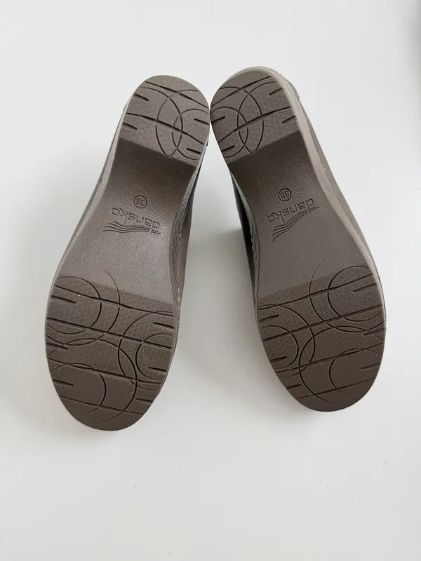Dansko Clogs Melody Slip On Mules Leather Comfort Travel Burnished Taupe Grey - Image 9