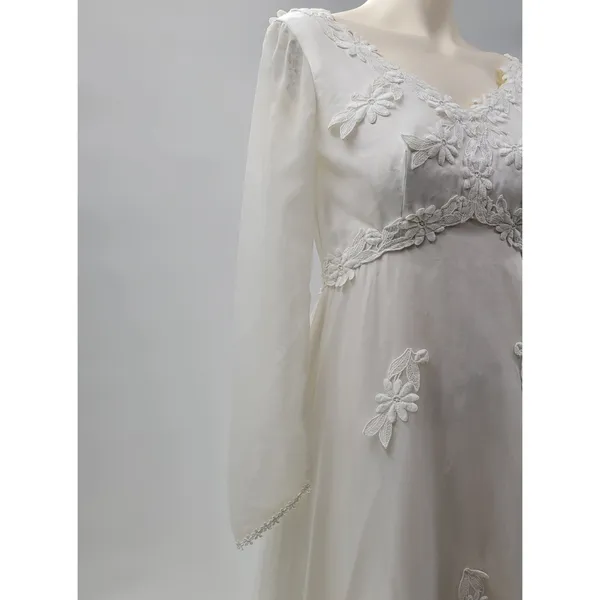 Vintage Wedding Dress White Floral Applique Boho Bridal Gown Union Made - Image 4