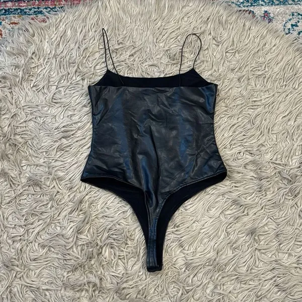NWT Forever 21 bodysuit size large faux leather - Image 3