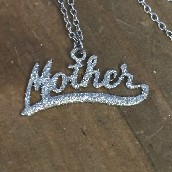 Vintage Glittery Mother Pendant Necklace Silver - Image 3