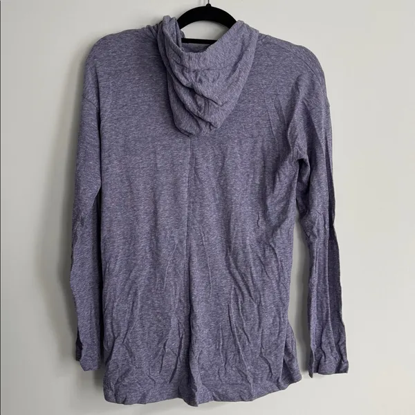 Under Armour Hoodie Size M - Image 5