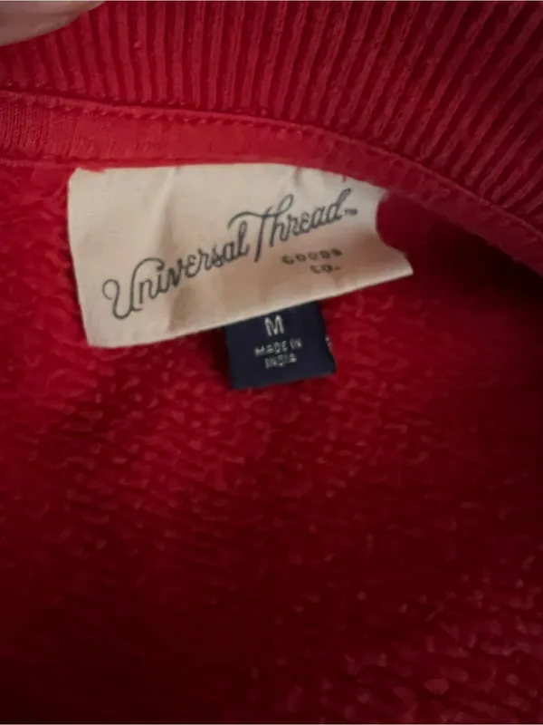 Universal Threads Red Heart Embroidered Crewneck Sweatshirt - Image 5