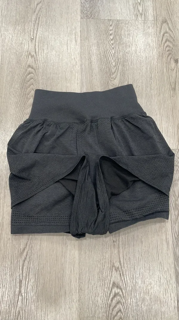 Gym shark shorts - Image 4