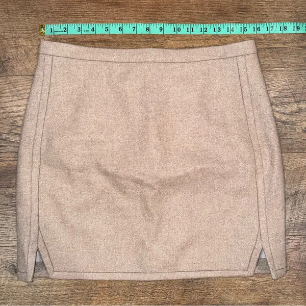 J. Crew Wool Viscose Blend Women’s Taupe Knit Mini Skirt - Image 6