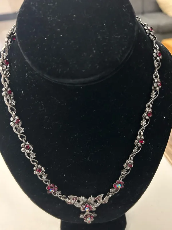 Jewelry Floral Garnet-Tone Crystal Necklace in Dark Silver Finish - Image 2