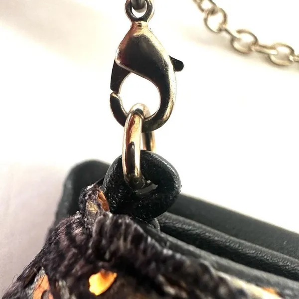 La Je expandable clutch purse - Image 6