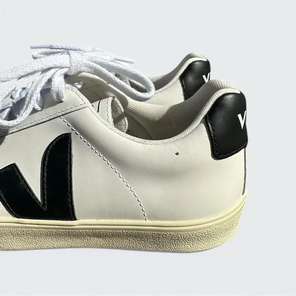 Veja Esplar Leather Sneakers White Black Low Top Lace Up Women’s Size 6 Minimal - Image 10