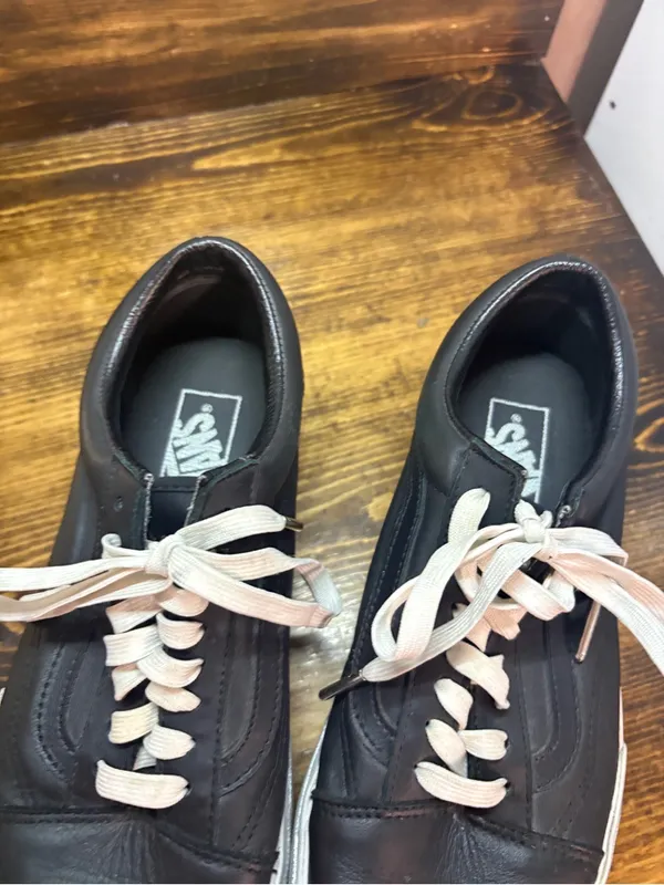 Vans black platform sneakers women size 9.5 - Image 6