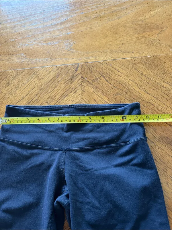 Lululemon Leggings 25” - Image 7