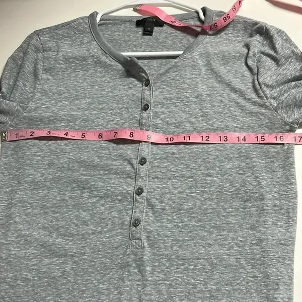 Imperfect J Crew long sleeved partial button down top‎ grey preppy top 2018 - Image 3