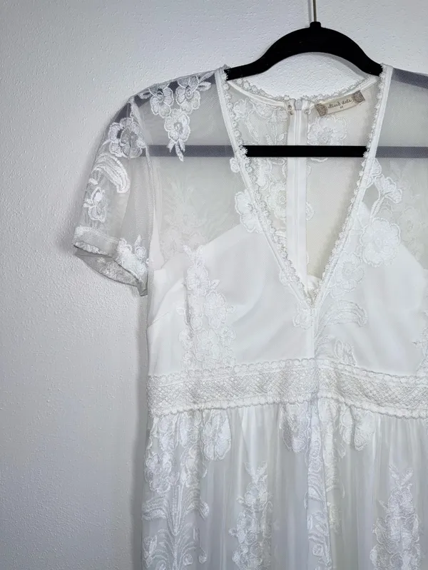 Altar’d State Nallah White Lace Maxi Dress V-neck Sheer - Image 3