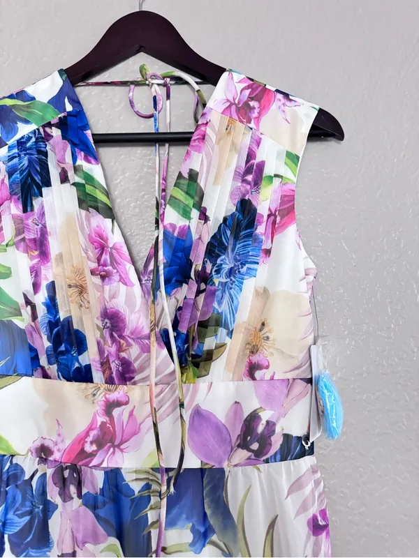 NWT $158 • Guess • Maxi Dress • Gilda • Floral Print • Small - Image 9