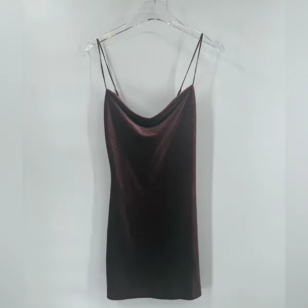 Abercrombie & Fitch velvet slip‎ dress burgundy size xs NWT - Image 3