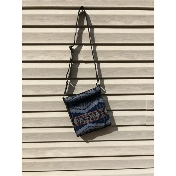 Pendleton Crossbody Small Wool Purse Satchel Handbag Wallet‎ Aztec Blue - Image 2
