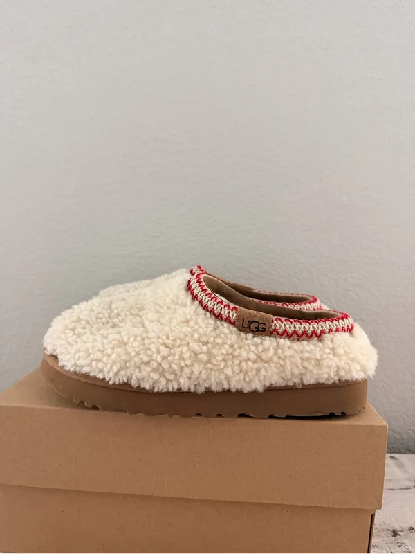 UGG Tasman Maxi Curly Slippers – Women’s Size 8 - Image 3