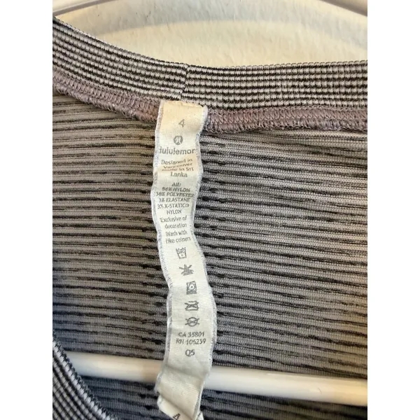 Lululemon Swiftly Tech Short Sleeve Crew Shirt‎ 4 Grey Black Striped Slim Fit - Image 4