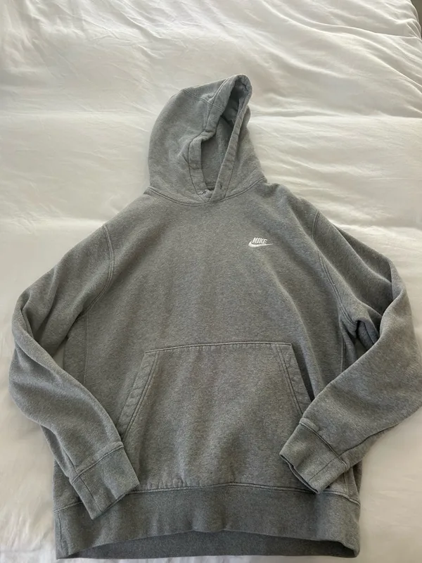 Nike Men’s Pullover Hoodie (sweatshirt) - Image 3