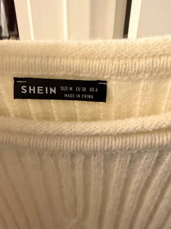 Shein Sweater Top Crop - Image 4
