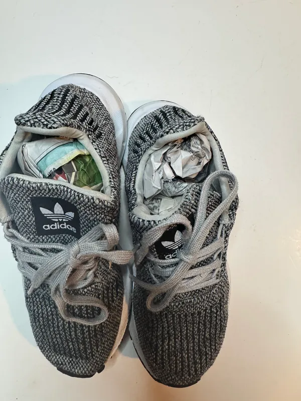 Adidas Cloud Foam Size 5 - Image 2