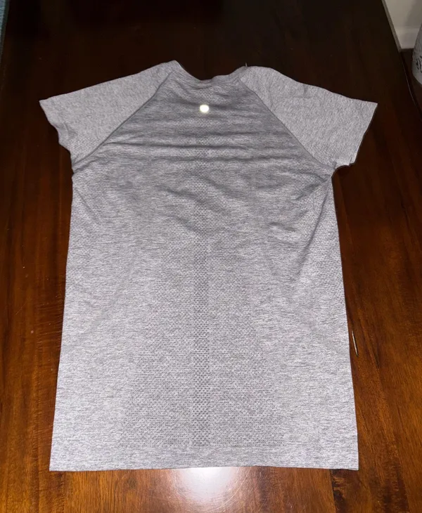 Lululemon Swiftly Tech Short Sleeve - Image 2