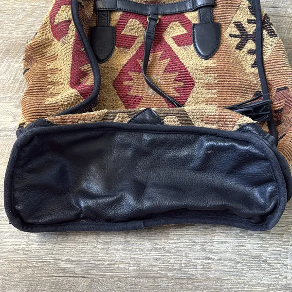 Isabella Fiore Aztec Tapestry Bag - Image 2