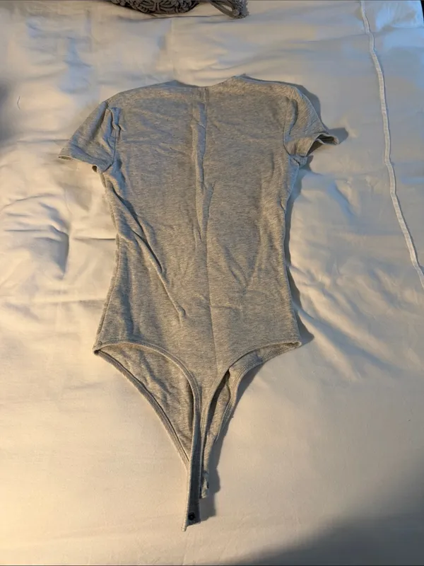 Abercrombie & Fitch Gray Short-Sleeve Bodysuit - Image 3