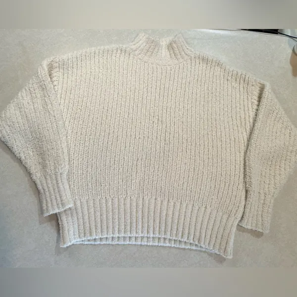 Aerie Off-White Turtleneck Sweater - Image 2