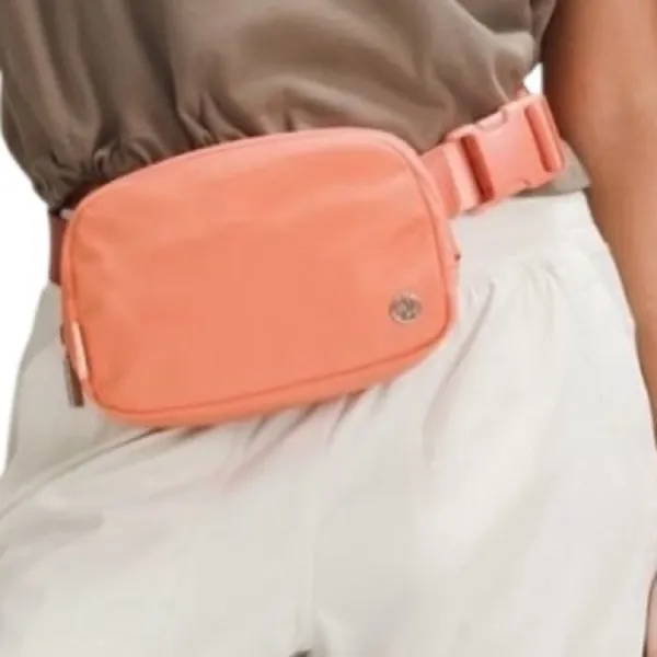 Lululemon Everywhere Belt Bag 1L Coral Kiss Crossbody - Image 5