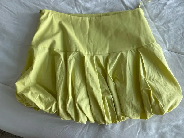 Yellow Bubble Hem Mini Skirt - Image 4