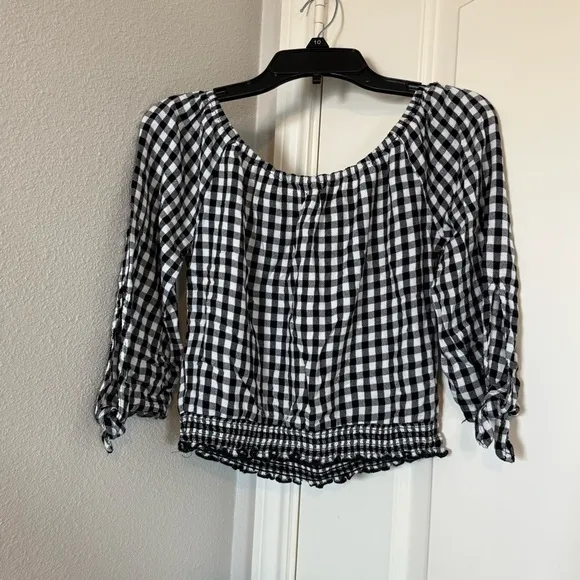 Hollister XS Black White Gingham Off Shoulder Smocked Peasant Crop Top - Image 7
