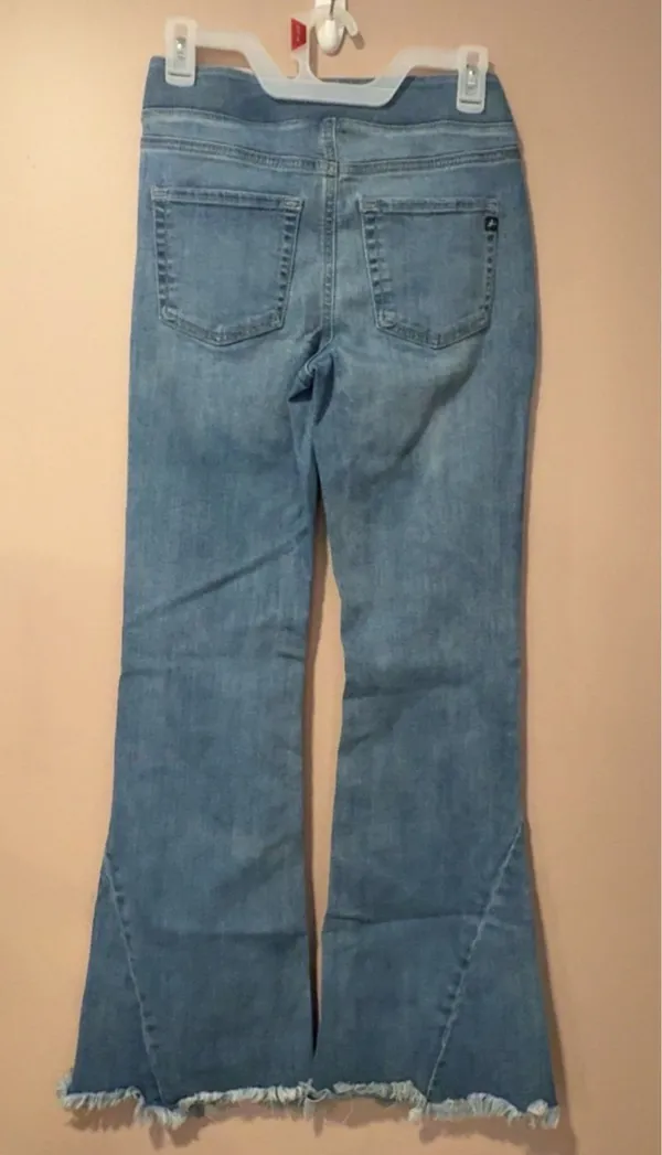 M. Jeans by Maurice’s Flare Leg Jeans with Frayed Hems - Image 8