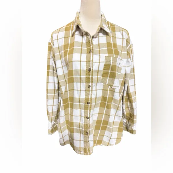 Universal Threads Mustard and White Plaid Button-Up Shirt - Image 2