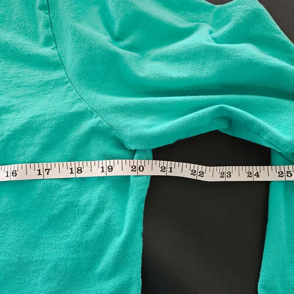 Hanes Classic Fit Green Long Sleeve Small - Image 4