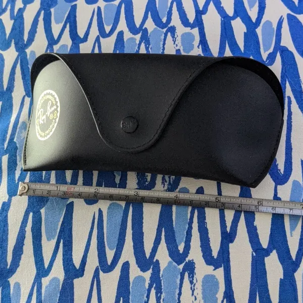 {Ray-Ban} Black Leather Sunglasses Case - Image 6