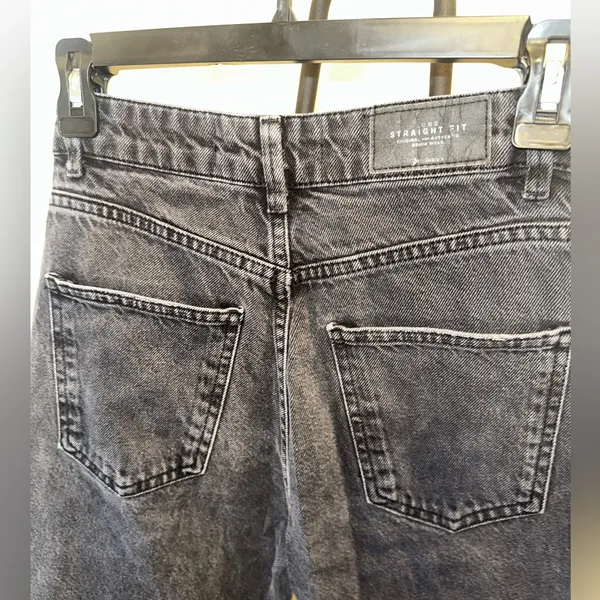 Stradivarius Long Straight-Leg Jeans – Women’s US 2 | Washed Black - Image 3